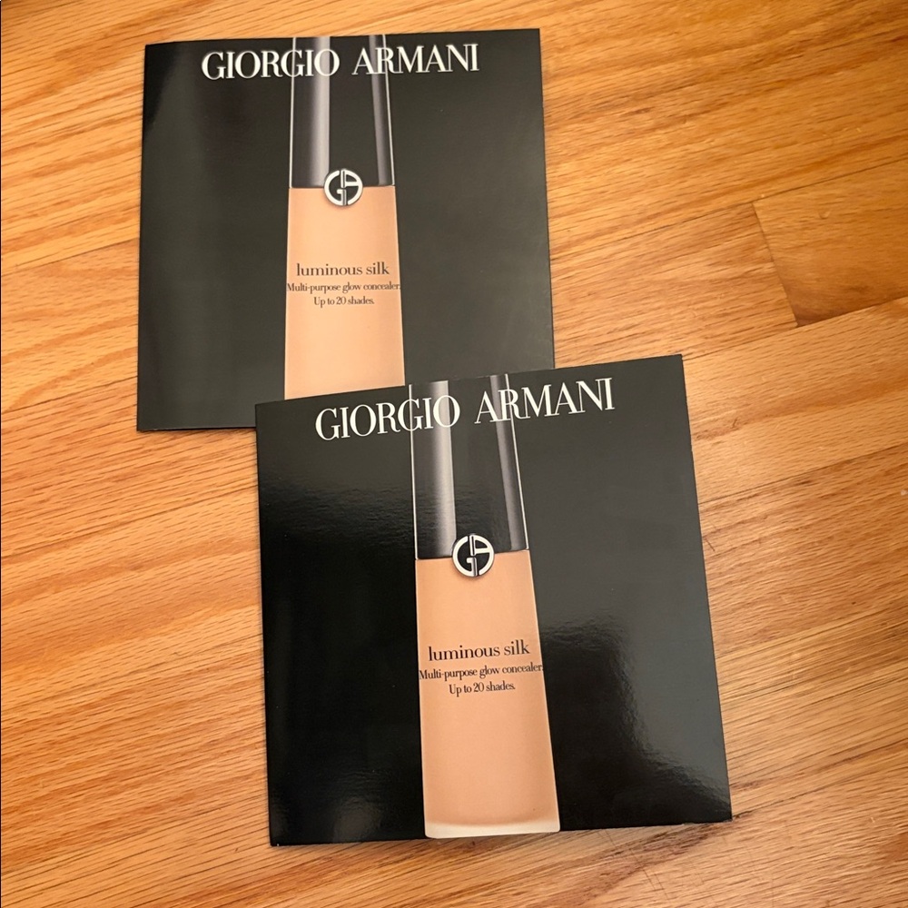 GIORGIO‎ ARMANI Luminous Silk Foundation  2 SAMPLES
